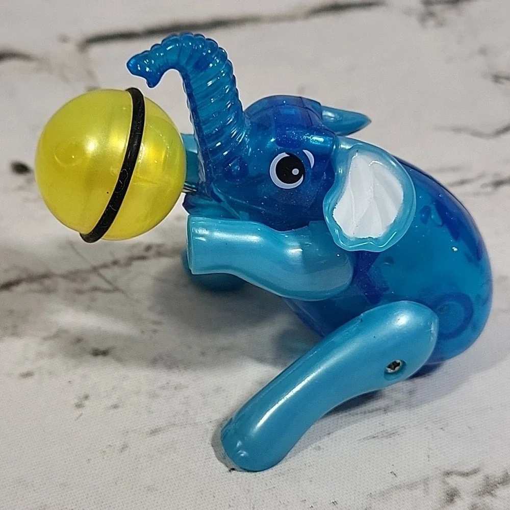 Circus Elephant‎ Wind-Up Toy Spinning Beach Ball Blue Plastic 2014 Tested Works